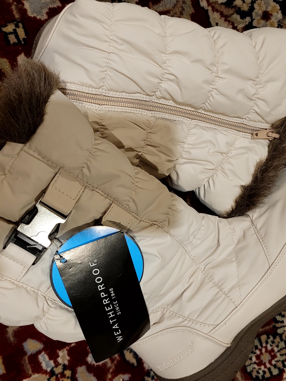 Weatherproof Women's Light Cream Quilted Puffer Jacket with Faux Fur Trim